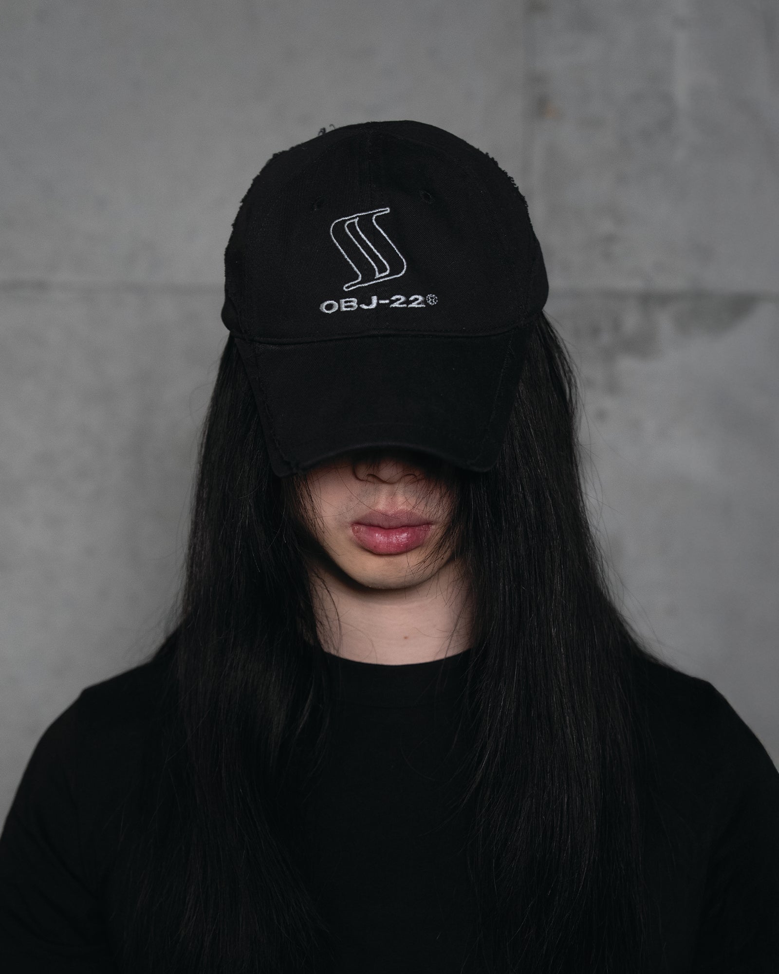 GLYPH LAYERED CAP