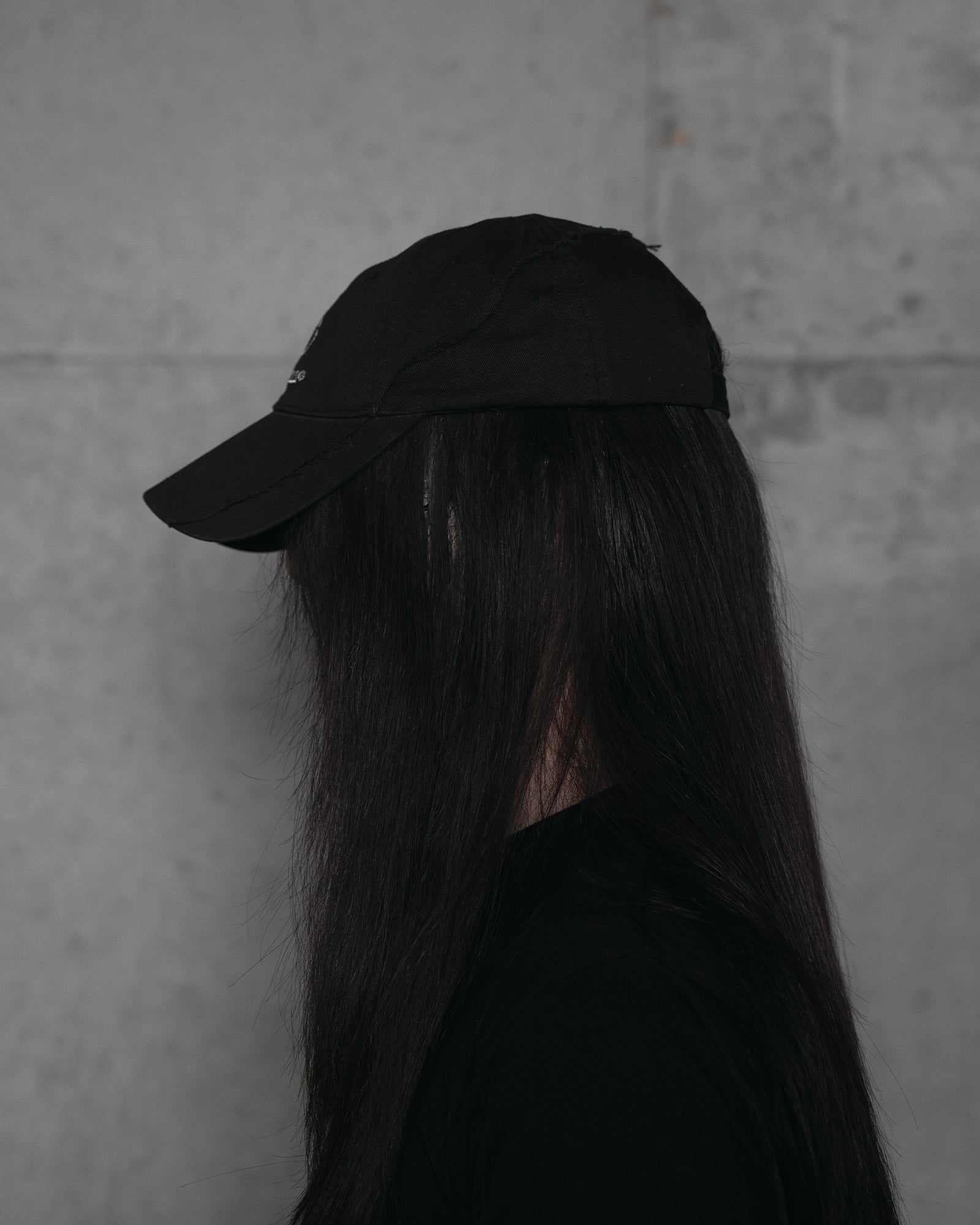 GLYPH LAYERED CAP